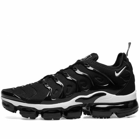 Nike Air VaporMax Plus Black & White